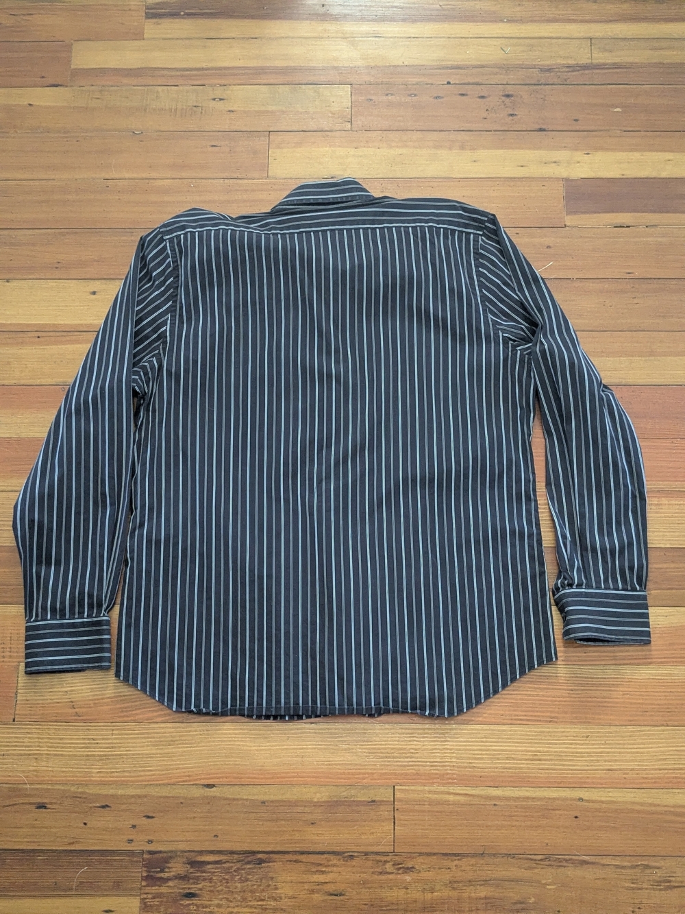 EXPRESS 1MX -  SIZE XL -  MODERN FIT - PINSTRIPE SHIRT - Picture 4 of 12